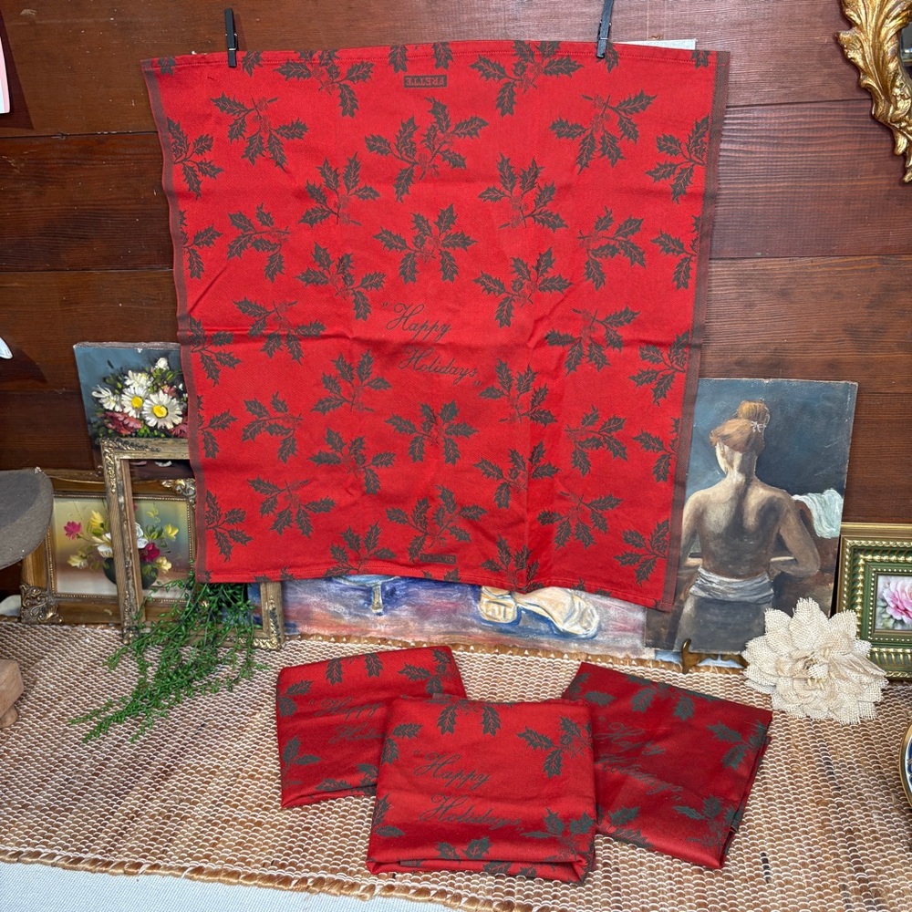 Set of Four Vintage FRETTE Italy Red & Green Cotton HAPPY HOLIDAYS 22" Napkins
